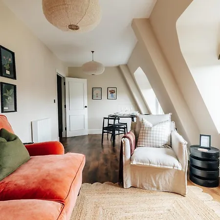 Апартаменти Redland - 8 *