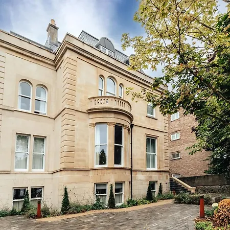 Redland - 8 * Bristol